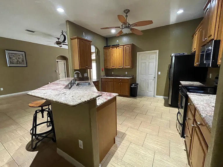 8421 Norbert Ave — Photo 6
