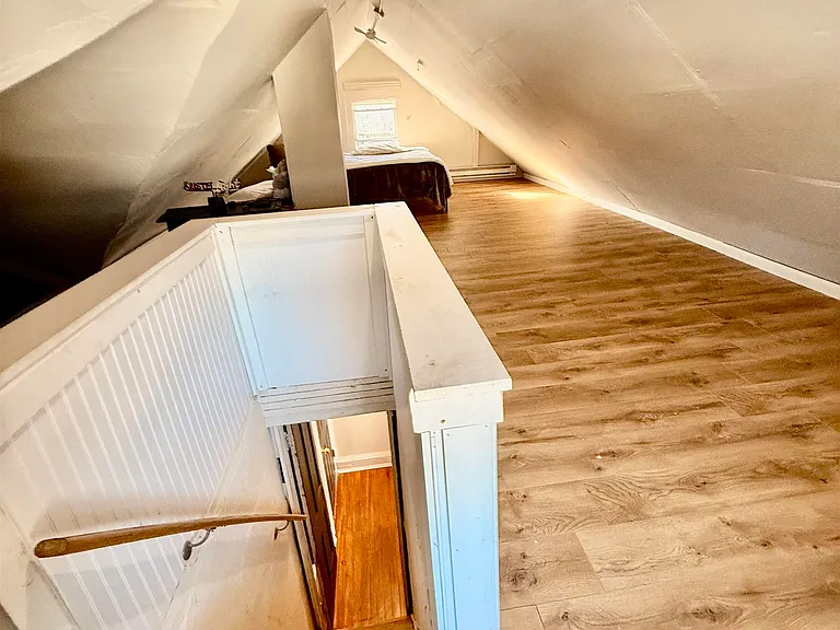 1139 Asbury Ave — Photo 23