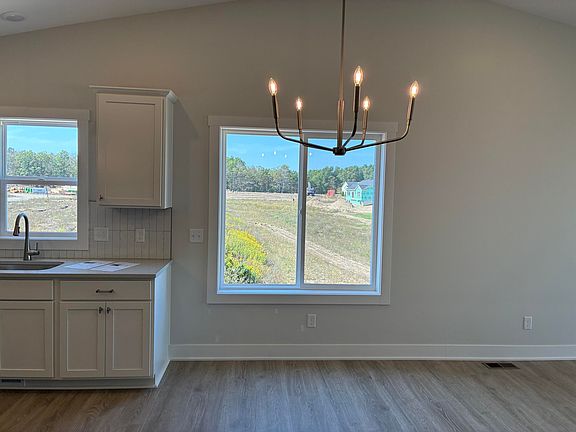 4th image of 15715 Hawley Dr #30