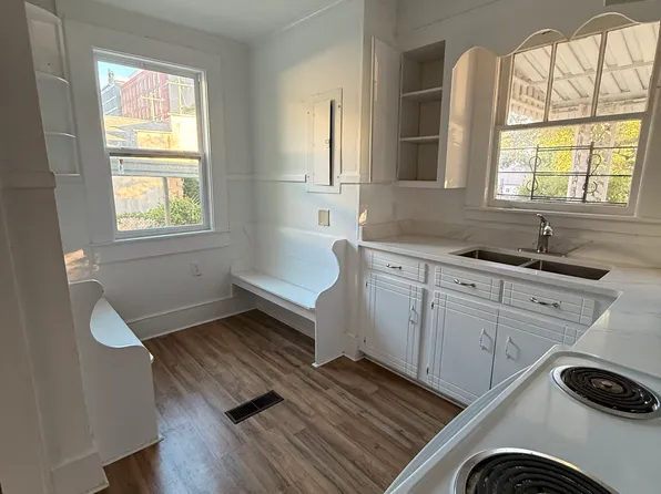 428 N Hanover St, Charleston, SC 29403