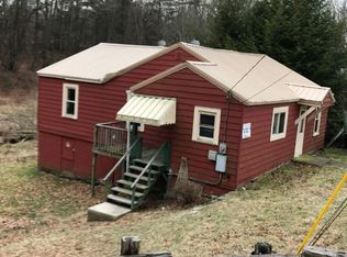 203 E Whitby Rd, Shady Spring, WV 25918