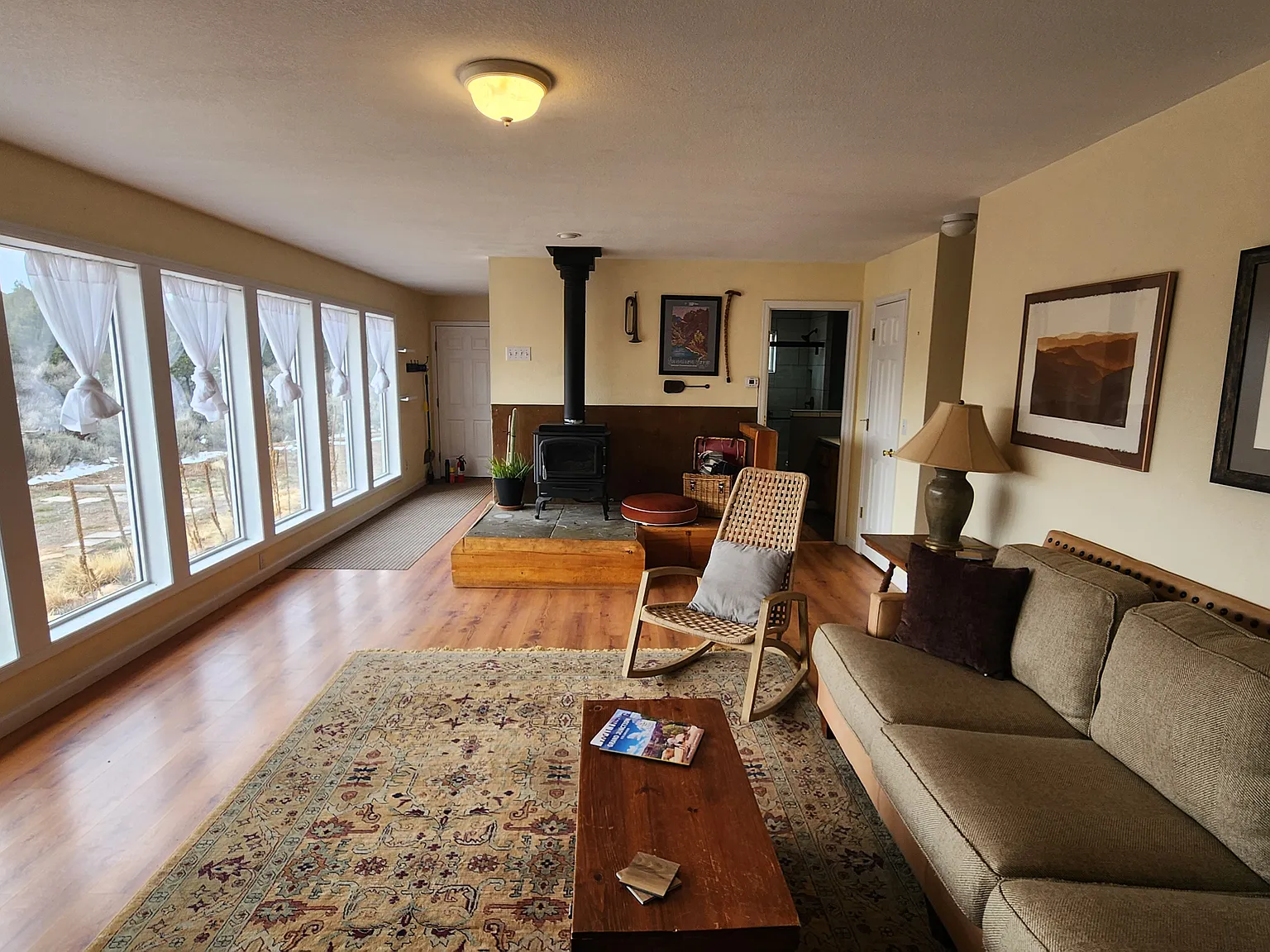 2 bed, 1.5 bath, 1100 sqft, $2,450 — Photo 3
