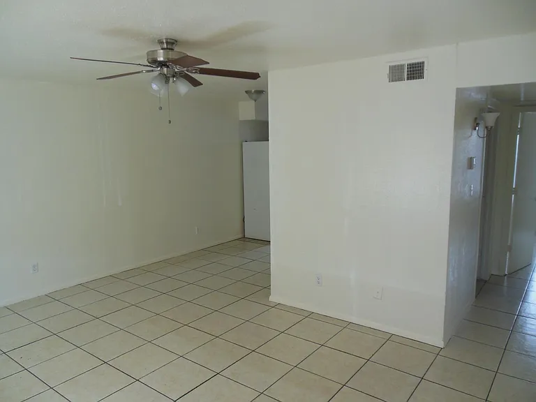 260 W 8th Ave #129 — Photo 4