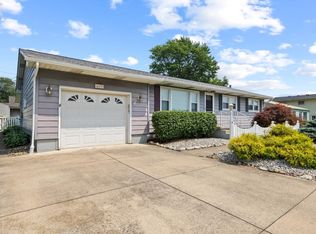 429 Morton Rd, Vermilion, OH 44089