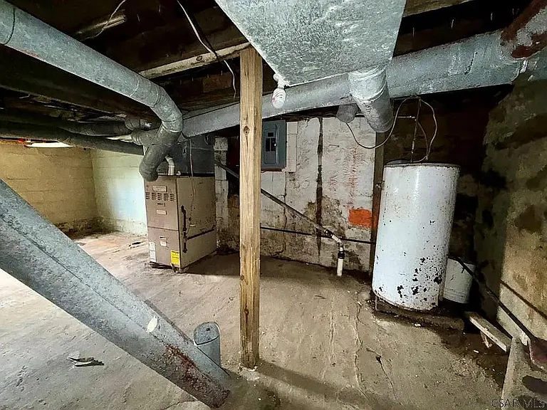 431 Finch St — Photo 18