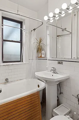 Rented by Corcoran | media 8