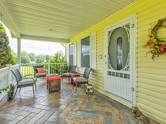 5th image of 34 Driftwood Dr