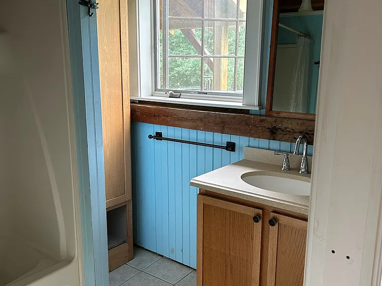 260 Richard Rd — Photo 11