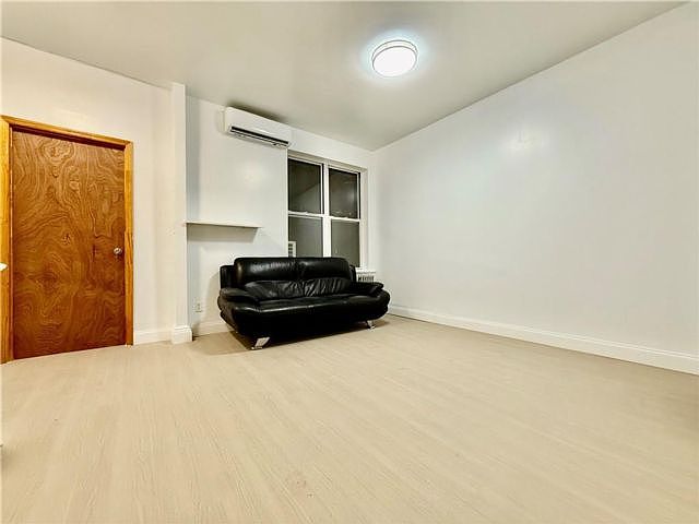 1st image of 34 Bay 10th St Floor 2