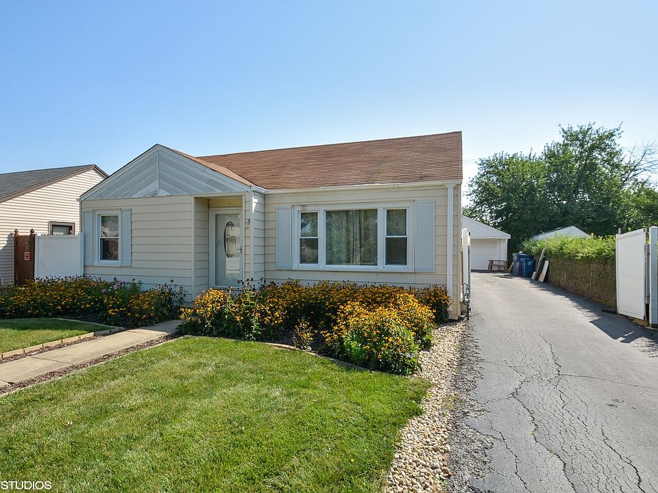 1st image of 7727 Laramie Ave
