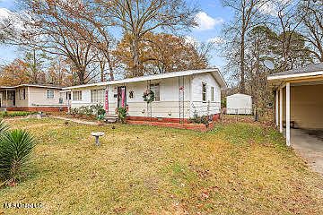 1st image of 2914 Oak Forest Dr