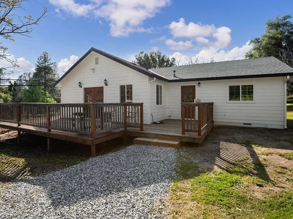 7301 Grizzly Flat Rd, Somerset, CA 95684