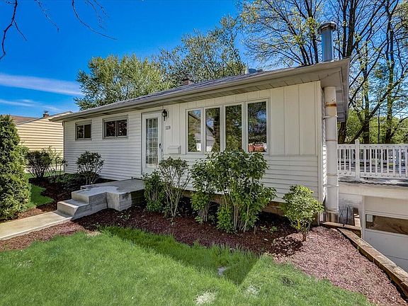 2nd image of 319 Greenmeadow Dr