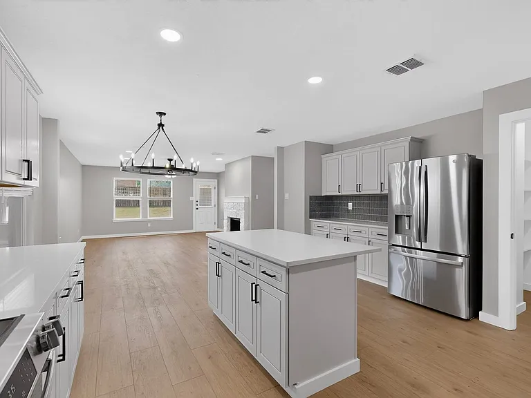 13291 Guerin Dr — Photo 16