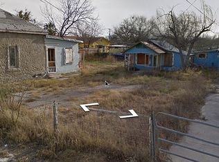 806-808 Barrera Ave, Del Rio, TX 78840