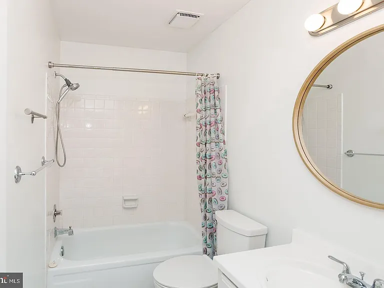 933 S Rolfe St #2 — Photo 21