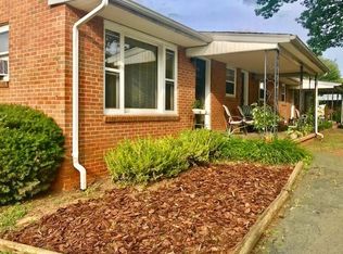 560 Stagecoach Rd #D, Charlottesville, VA 22902