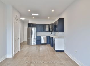 60 Belvidere Ave #3, Toronto, ON M6C 1P6