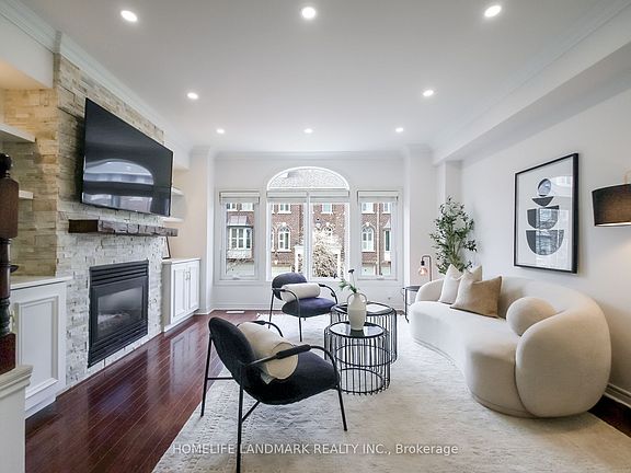 2nd image of 34 Mendota Rd #9