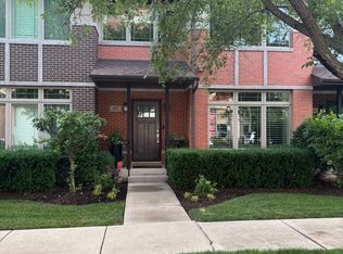 42 Meacham Ave, Park Ridge, IL 60068