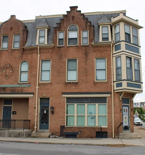 202 E King St #1 Photo 1