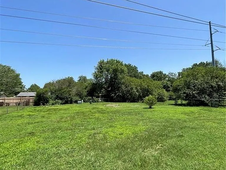3102 Scott Ln — Photo 10