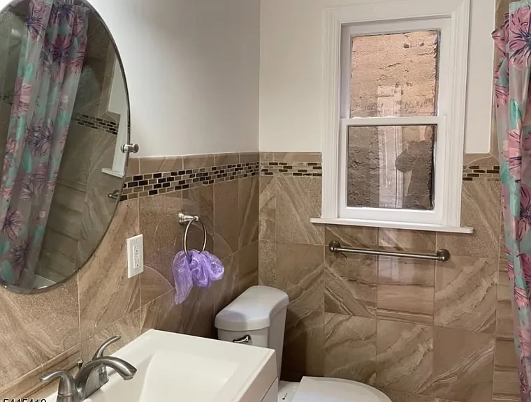 276-282 Morris Ave #2 — Photo 7