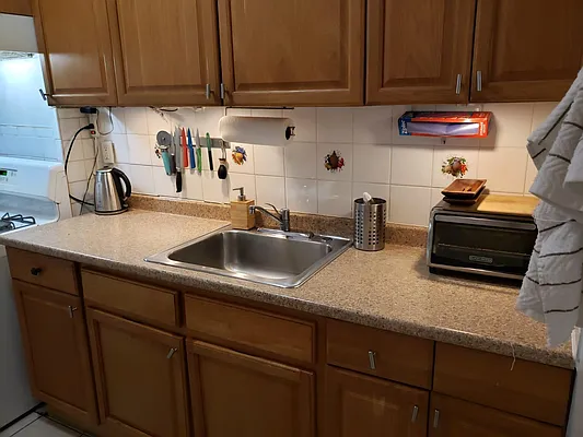 Rented by Sector Property Group | media 4