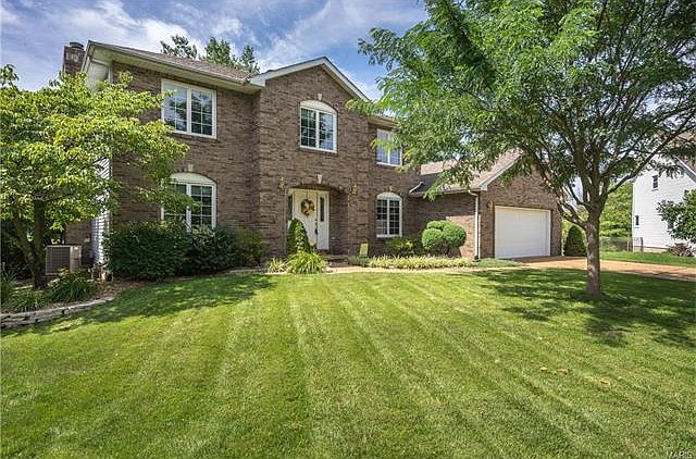 1st image of 47 Donna Ct