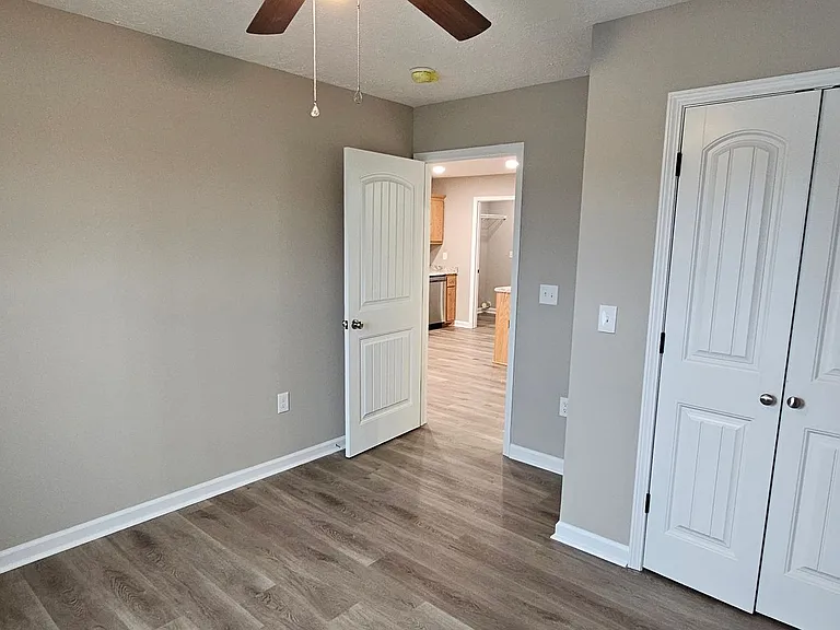 518 W Taylor St — Photo 13