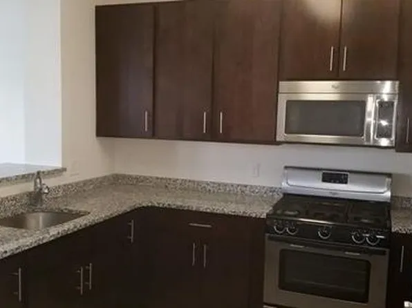 135 Tower Blvd, Piscataway, NJ