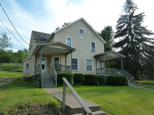 118 W 6th St #118