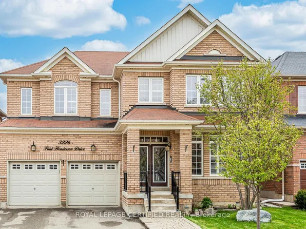 3226 Paul Henderson Dr, Mississauga, ON L5M 0H3