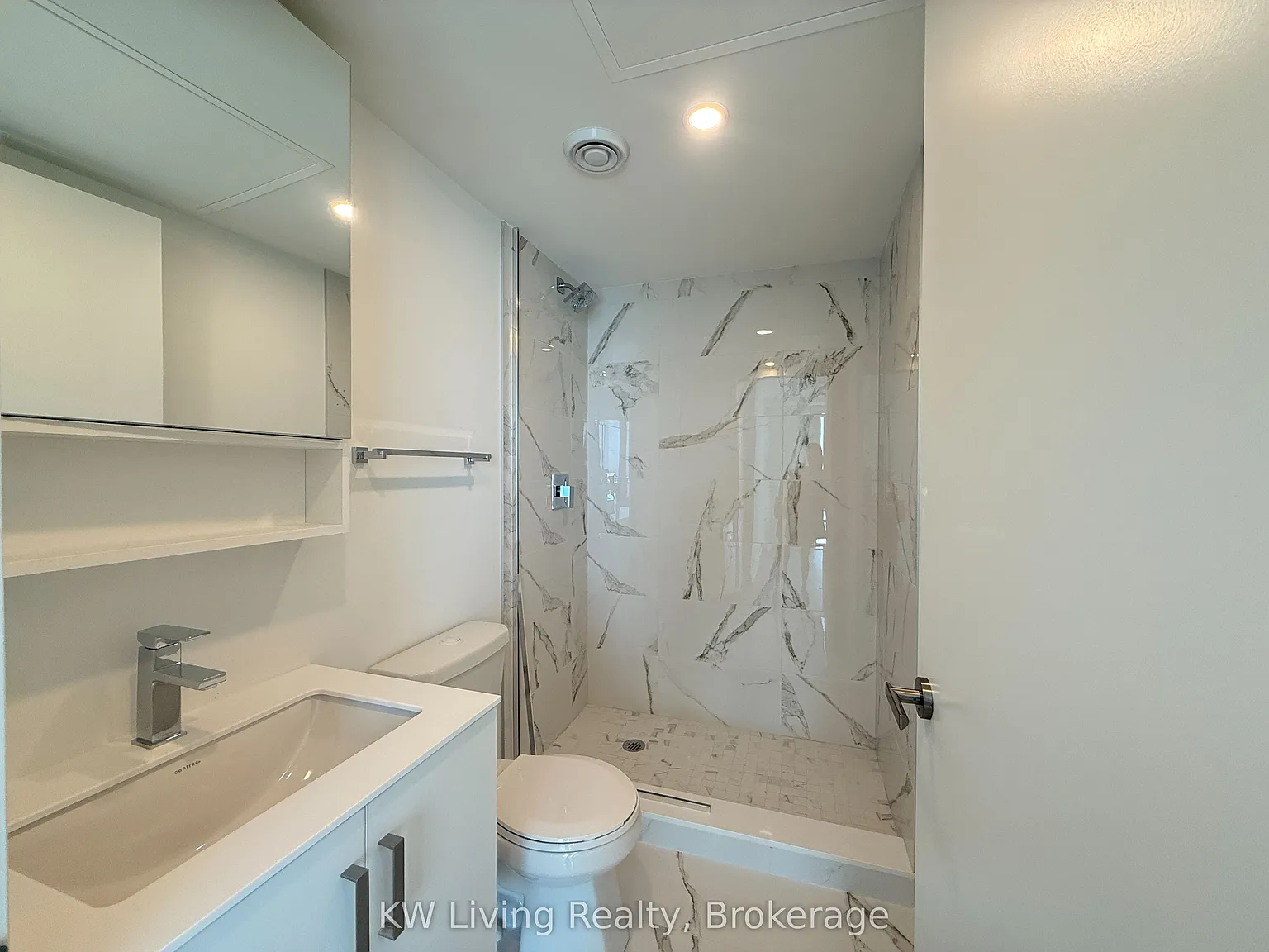 2 bed, $2,400 — Photo 3