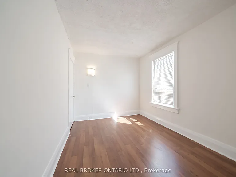 542 Glebeholme Blvd #MAIN — Photo 20