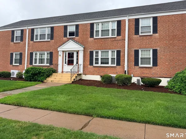3 Grennan Rd #3, West Hartford, CT 06107