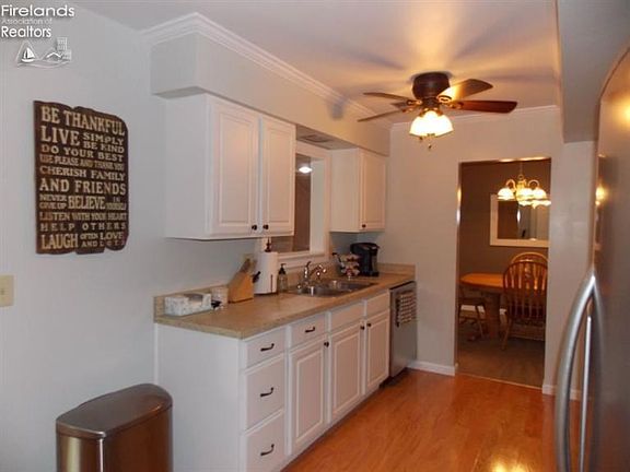 2nd image of 750 Kaspar St