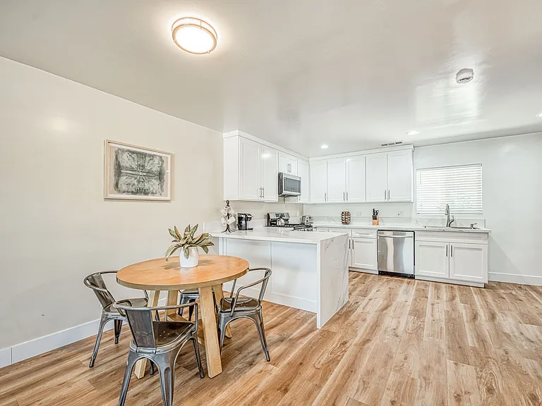 Luxury Kitchen& Appliances, LVP Flooring,Dual Pane Windows, Ceiling Fans, TV Mounts.
