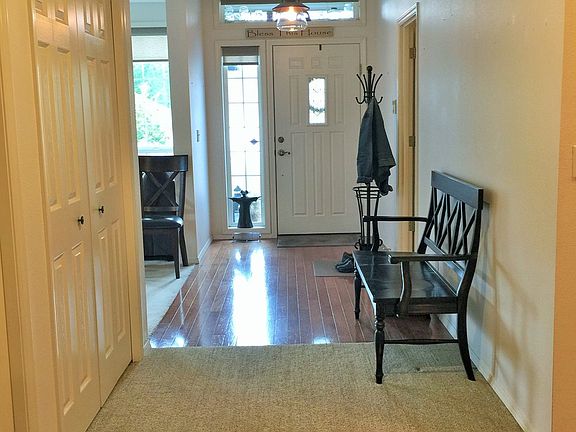2nd image of 3103 SE 161st Ave