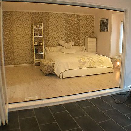 Master Bedroom (Room 1)