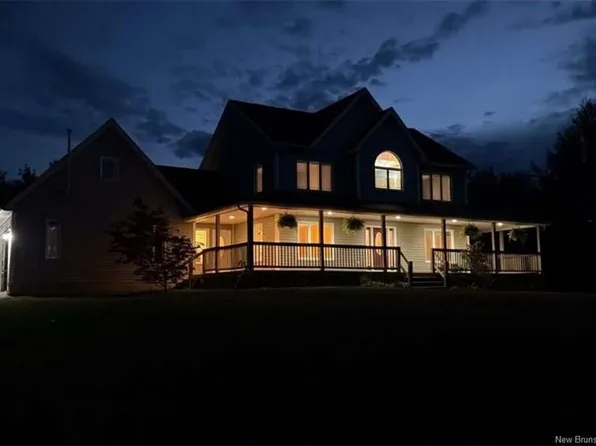 30 Jordan Dr, Hanwell, NB E3E 2N5