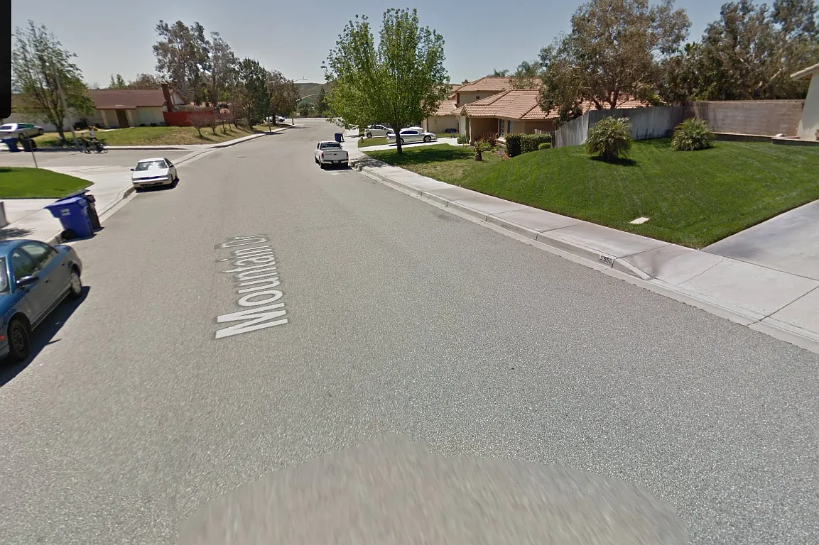 4 bed, 1661 sqft, $850 — Photo 1