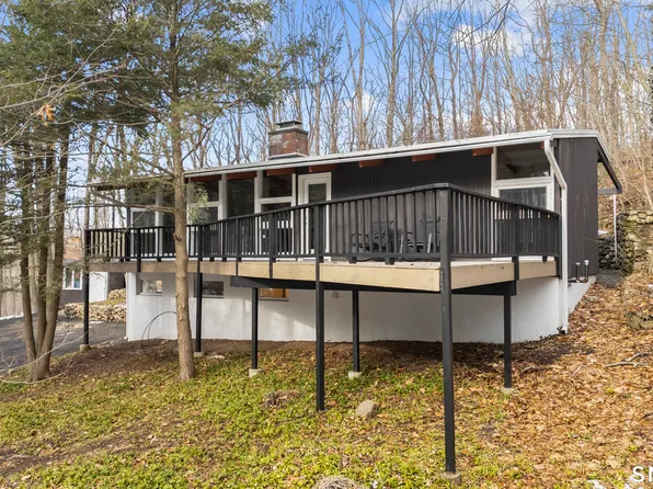 143 Gaylord Mountain Road, Bethany, CT 06524