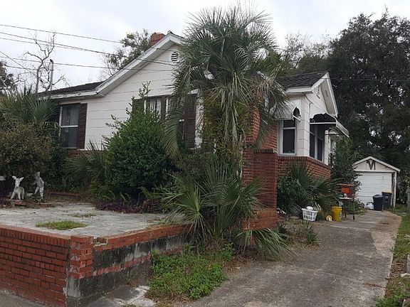 2nd image of 5718 Pearl St