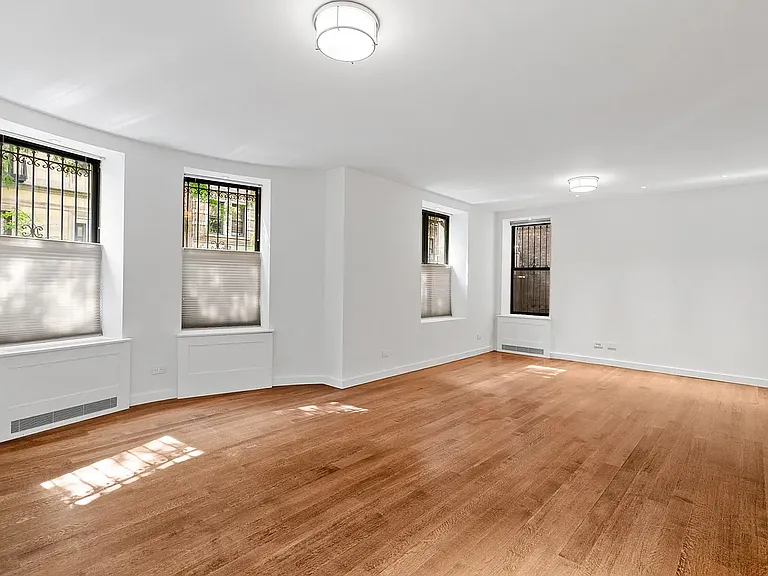 478 Central Park W #1A — Photo 3