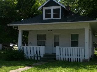 1041 E 10th St, Fremont, NE 68025