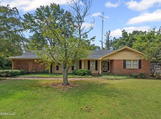 460 1st St, Coahoma, MS 38617