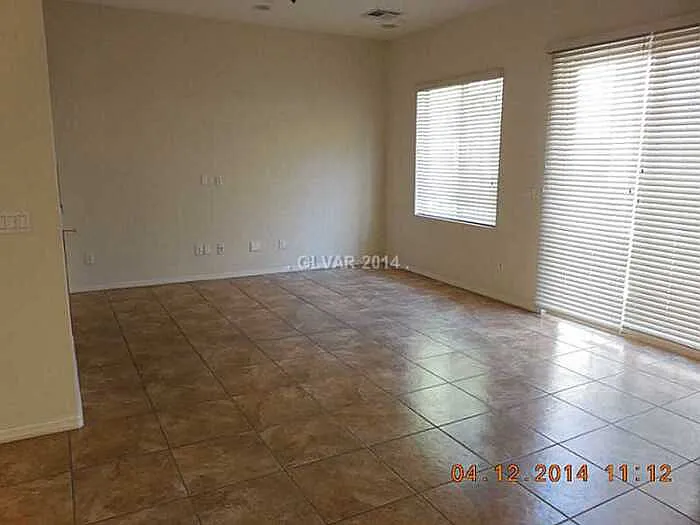 9204 Tudor Park Pl — Photo 5