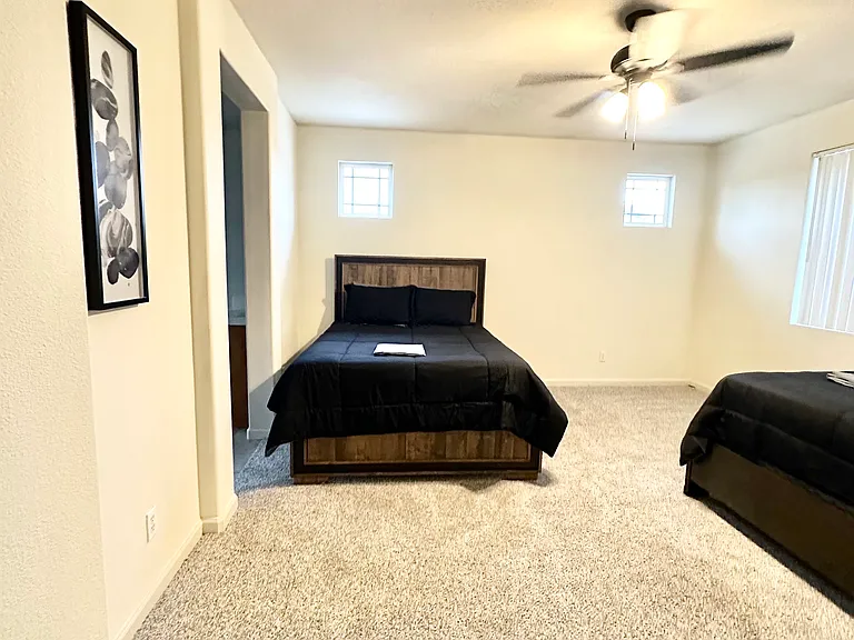 3567 Sarasota Ave — Photo 16