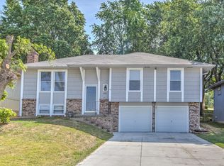 4613 N Brooklyn Ave, Kansas City, MO 64116